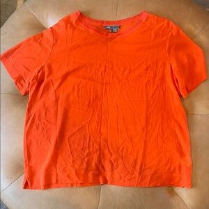 Vince Bold 🍅 red Crew Neck silk Tee - L